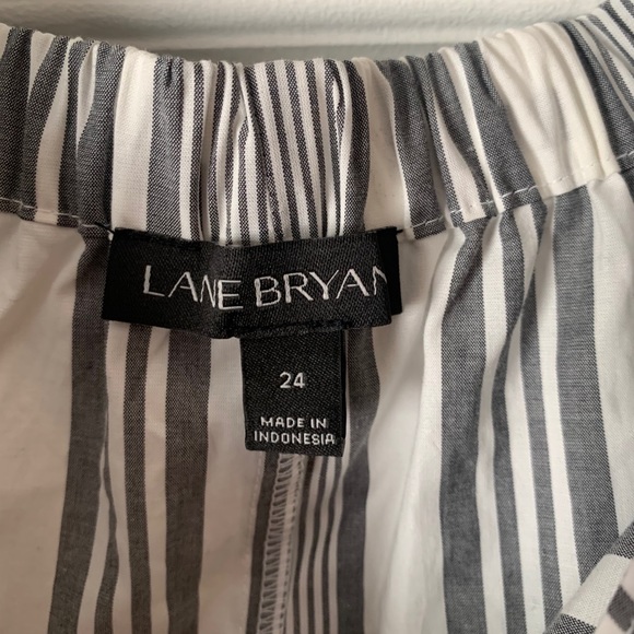 Striped Off The Shoulder Blouse - Picture 3 of 4